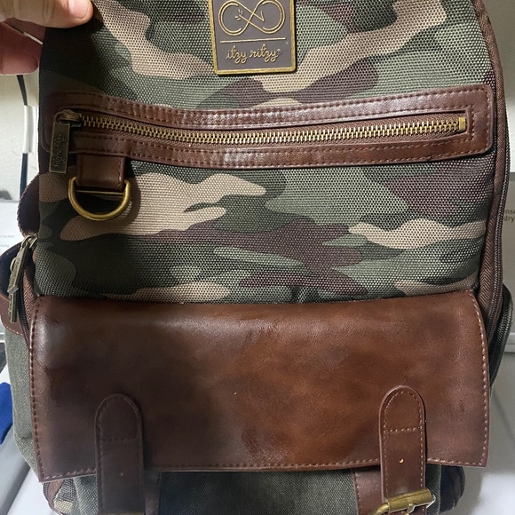 Itzy ritzy Cole OG camo diaper bag